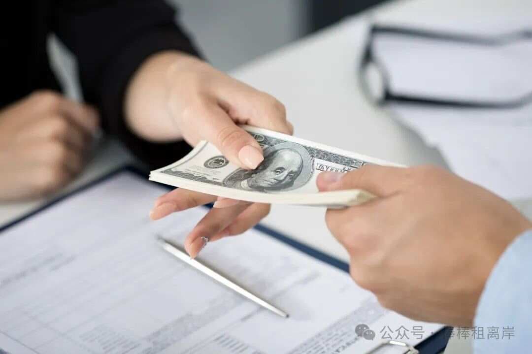 香港银行账户维护指南：从开户到日常管理的全方位指导