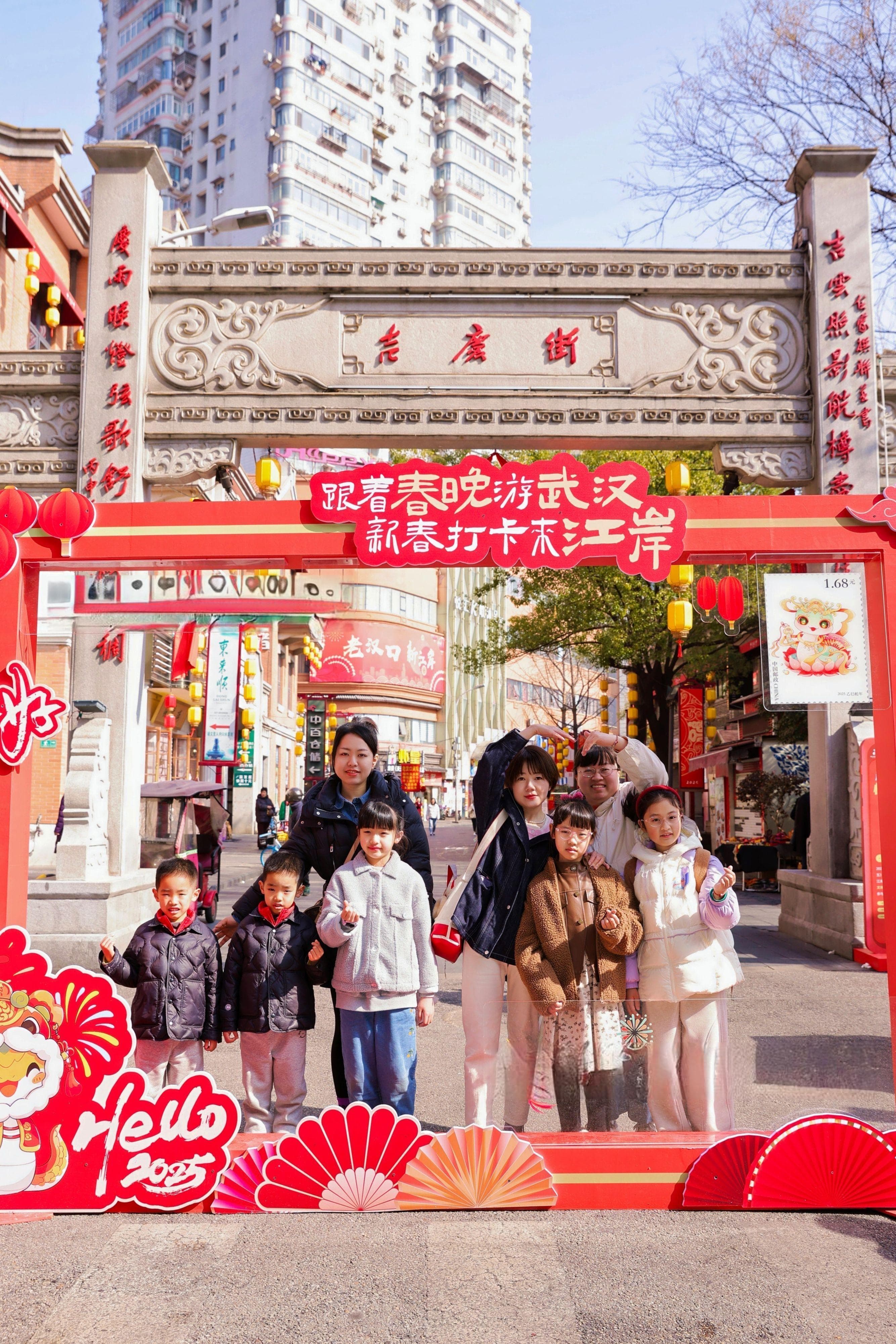 武汉三镇历史文化街区焕新：文旅融合带动老城新生