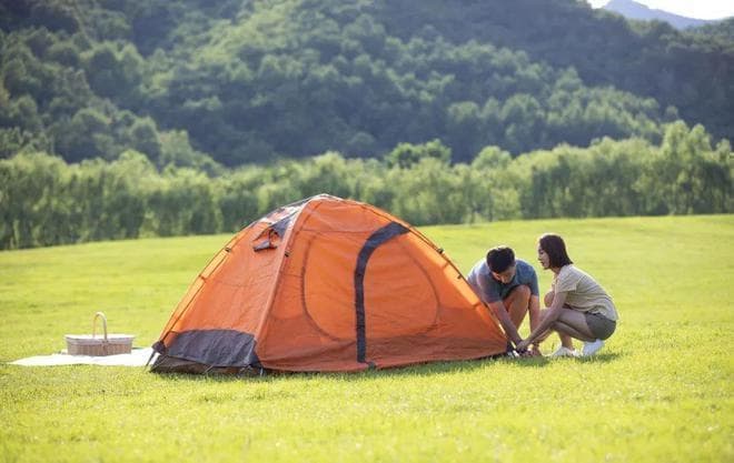 户外露营全攻略：准备、选址与技巧大揭秘！