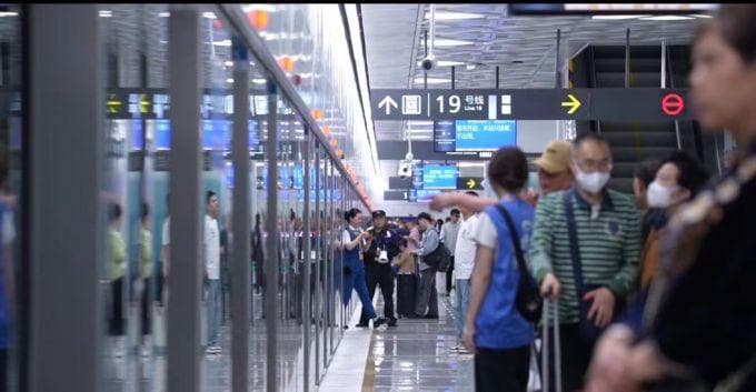 为何地铁有时会中途“换班”？成都乘客要注意了