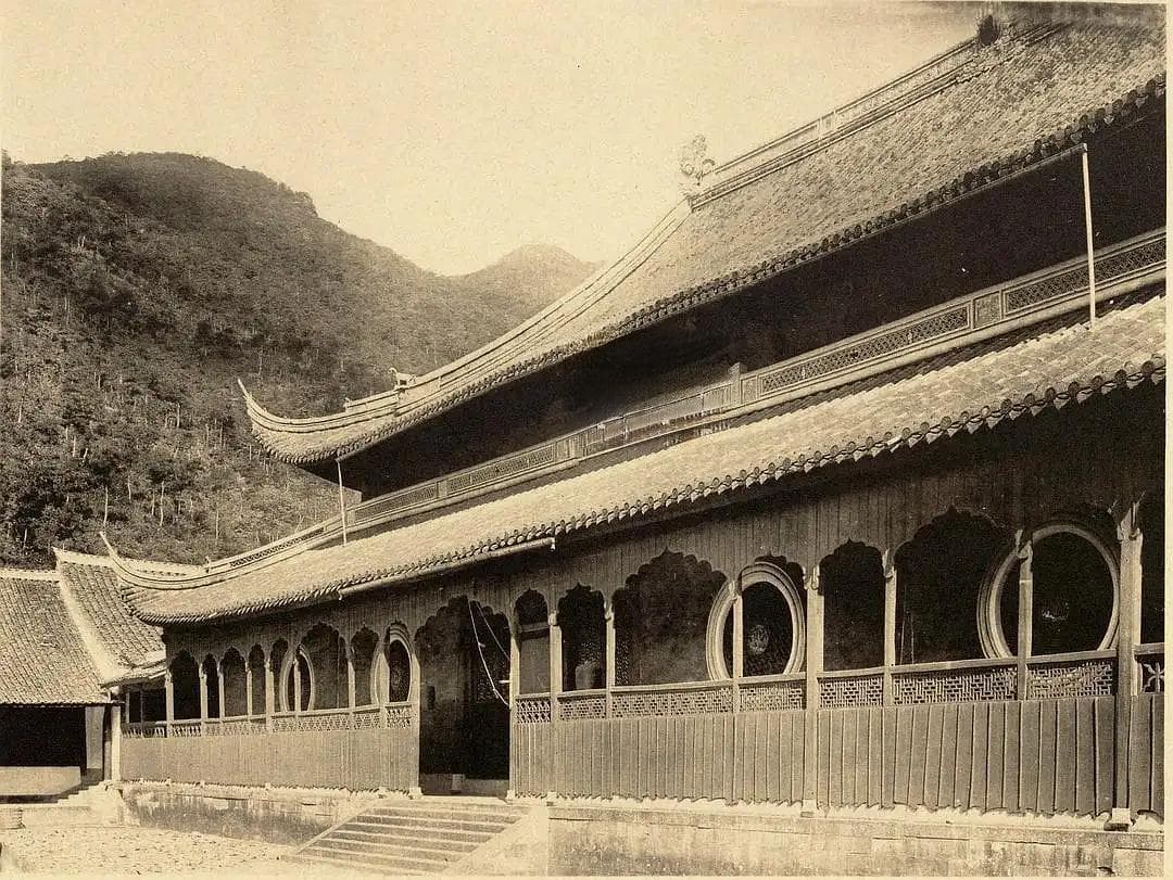 天童寺：中日佛教文化交流的见证