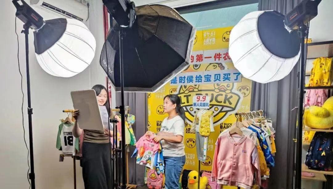 “宝妈”变主播是什么体验？