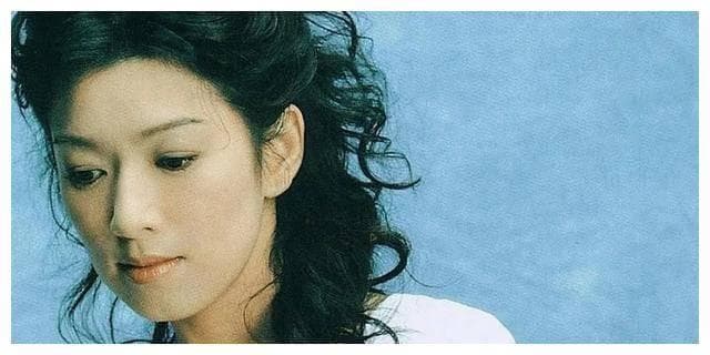 当歌声遇上浪漫，时间见证爱情，细说《最浪漫的事》音乐之美。