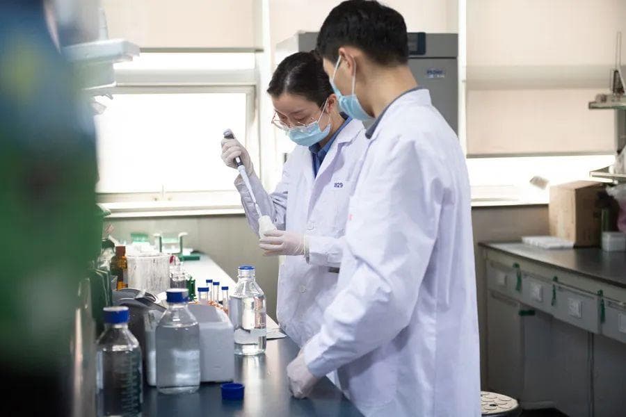 别让绩效考核跑偏：“末位即淘汰”等做法存隐患