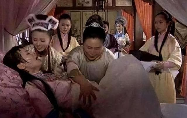 古代女人生孩子有多惨？传宗接代背后的荒唐真相，竟然是？