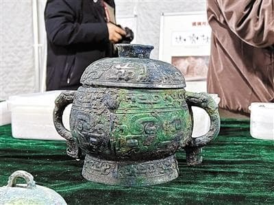 北京琉璃河遗址重启发掘：发现西周大型水井和精美铜簋