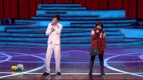 小沈阳夫妻北京春晚神曲串烧：一首歌唤醒一座城