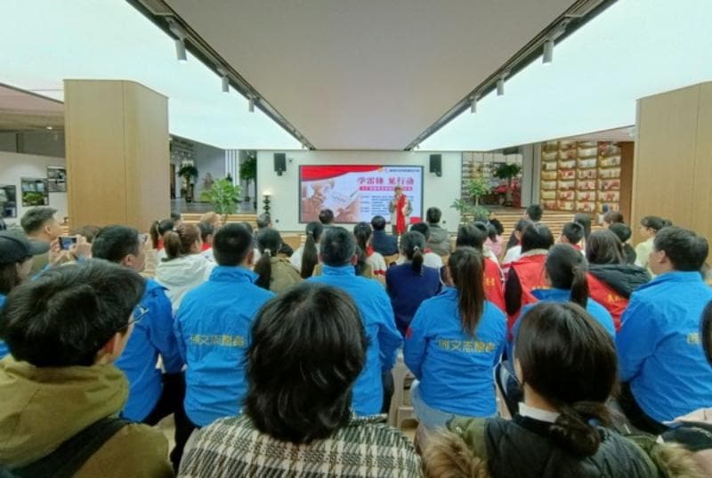 雷锋家乡学雷锋 湖南各地“学雷锋文明实践”在行动