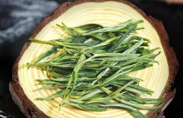 黄山毛峰：绿茶中的极品，品茗之选