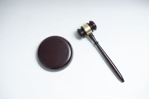法院判决赔偿一般多久执行