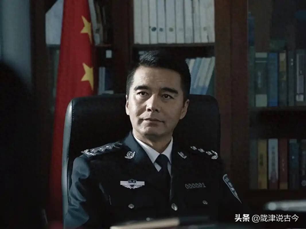 申公豹与祁同伟：寒门逆袭者的悲歌，那滴悬的泪里藏着时代的暗伤