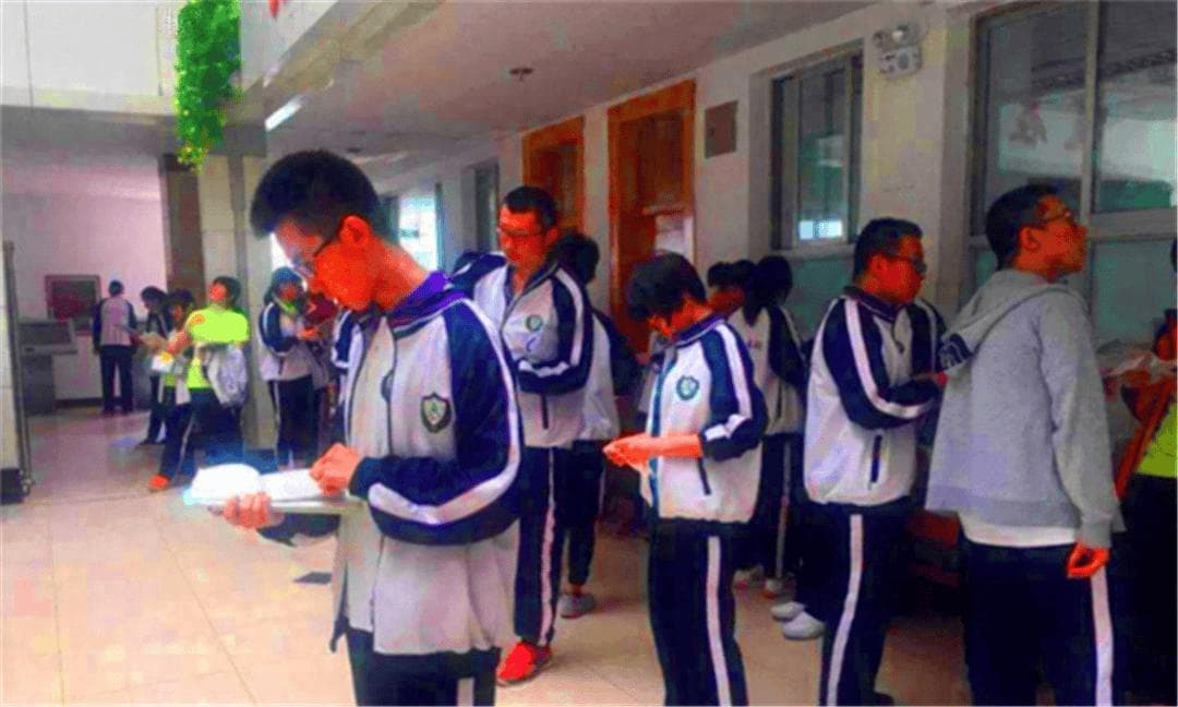 大学缺考：是补考还是重修？你需要知道的真相