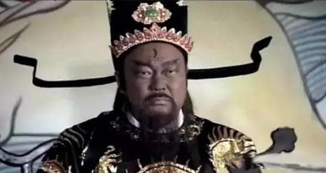 开封府的青天三把铡刀，是用来做什么的？