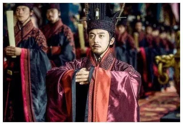 东汉末年：从刺史到州牧，一次失败的改革，引发了诸侯割据的悲剧