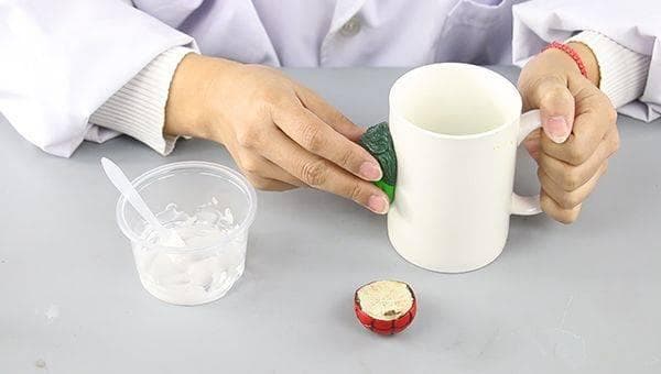 环氧树脂AB胶水固化过程中如何避免气泡产生？