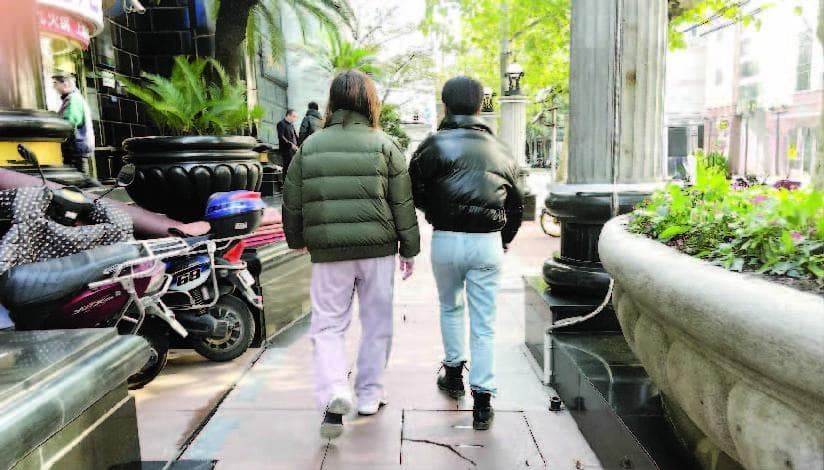 年终奖发放的法律解析：单位能否临时取消年终奖？