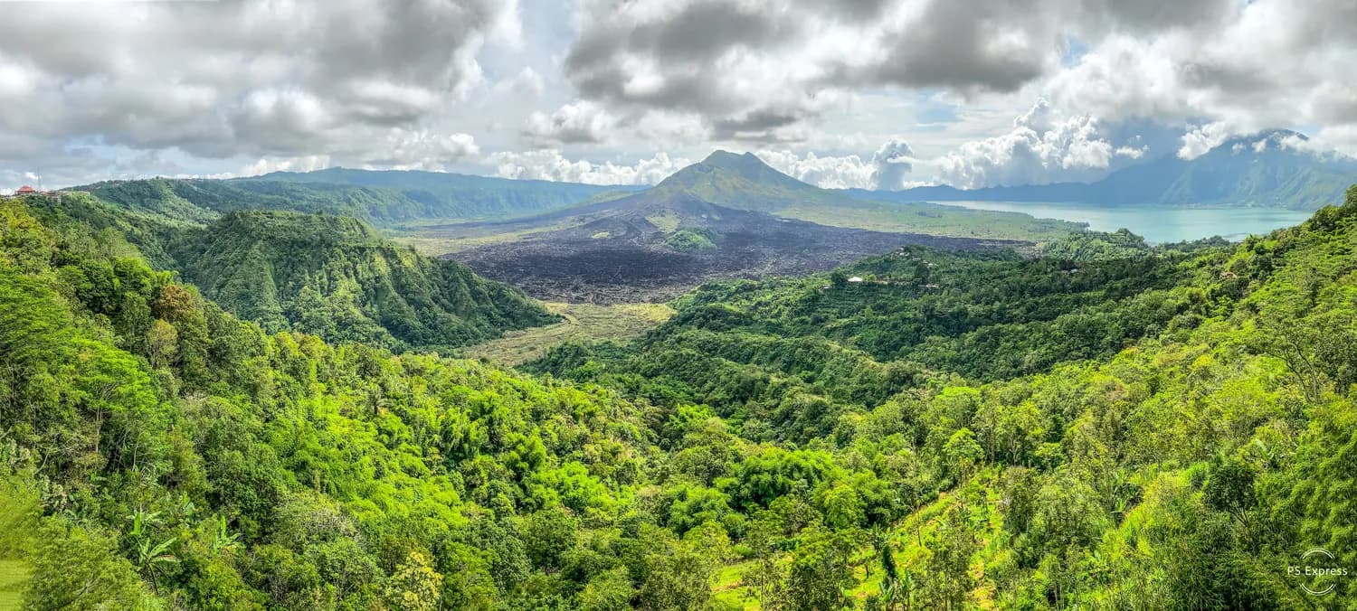 雷琼海口火山群世界地质公园：大自然的鬼斧神工