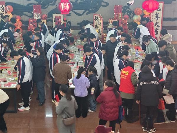 “蛇我其谁 恭贺新春”——永州博物馆里过大年