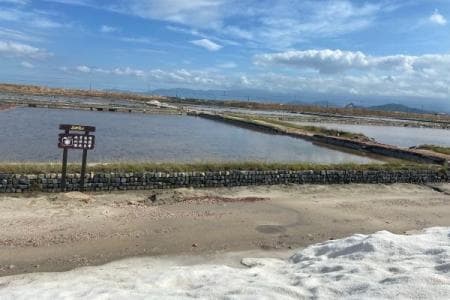莺歌海盐场：海南最大海盐养殖场，四季皆宜的旅游胜地