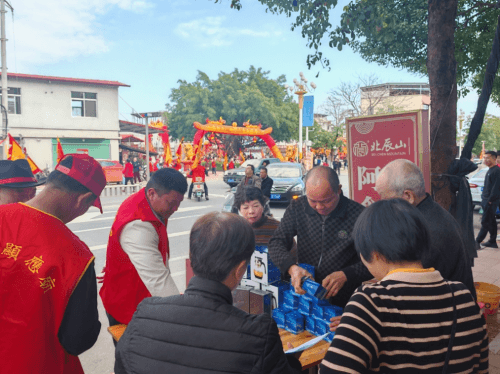 福建南靖：民俗 “烟火气”，点燃消费新热潮