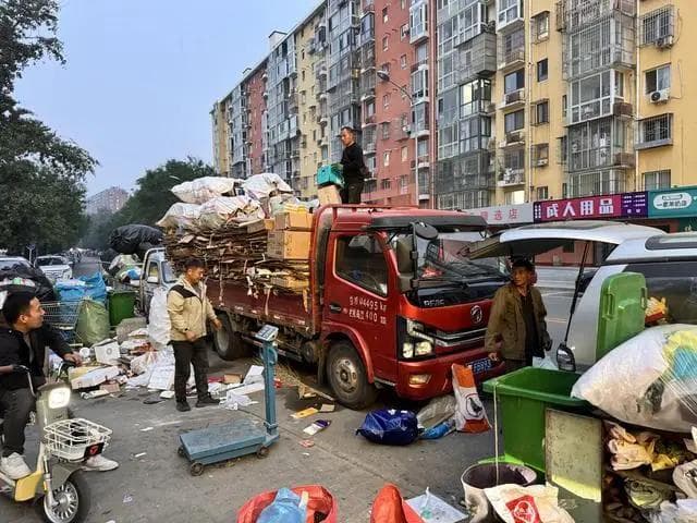 电动车废旧锂电池回收现状调查：三种渠道均存安全隐患，国家已出台规范要求