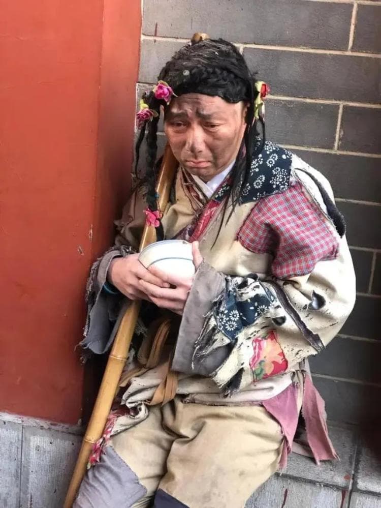 开封两大“顶流”网红爆火背后，万岁山武侠城和清明上河园的“流量密码”