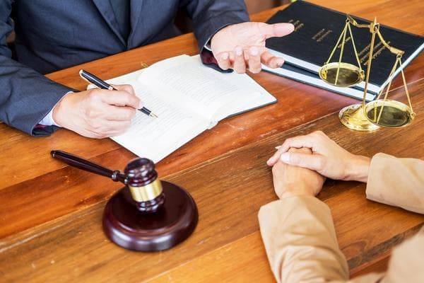 法院对债务转移案件的裁判规则与实务分析