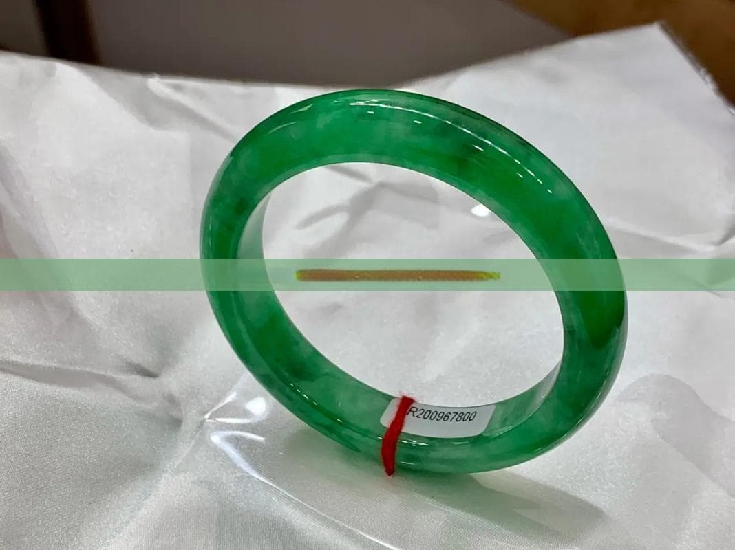 天然玉石菩提子：品质挑选、鉴别技巧与保养指南