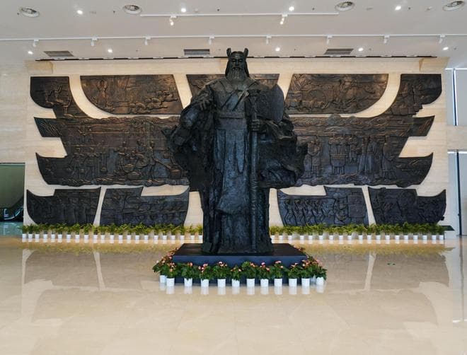 郑州商都都城遗址博物院：揭开3600余年前商代早期都城神秘面纱
