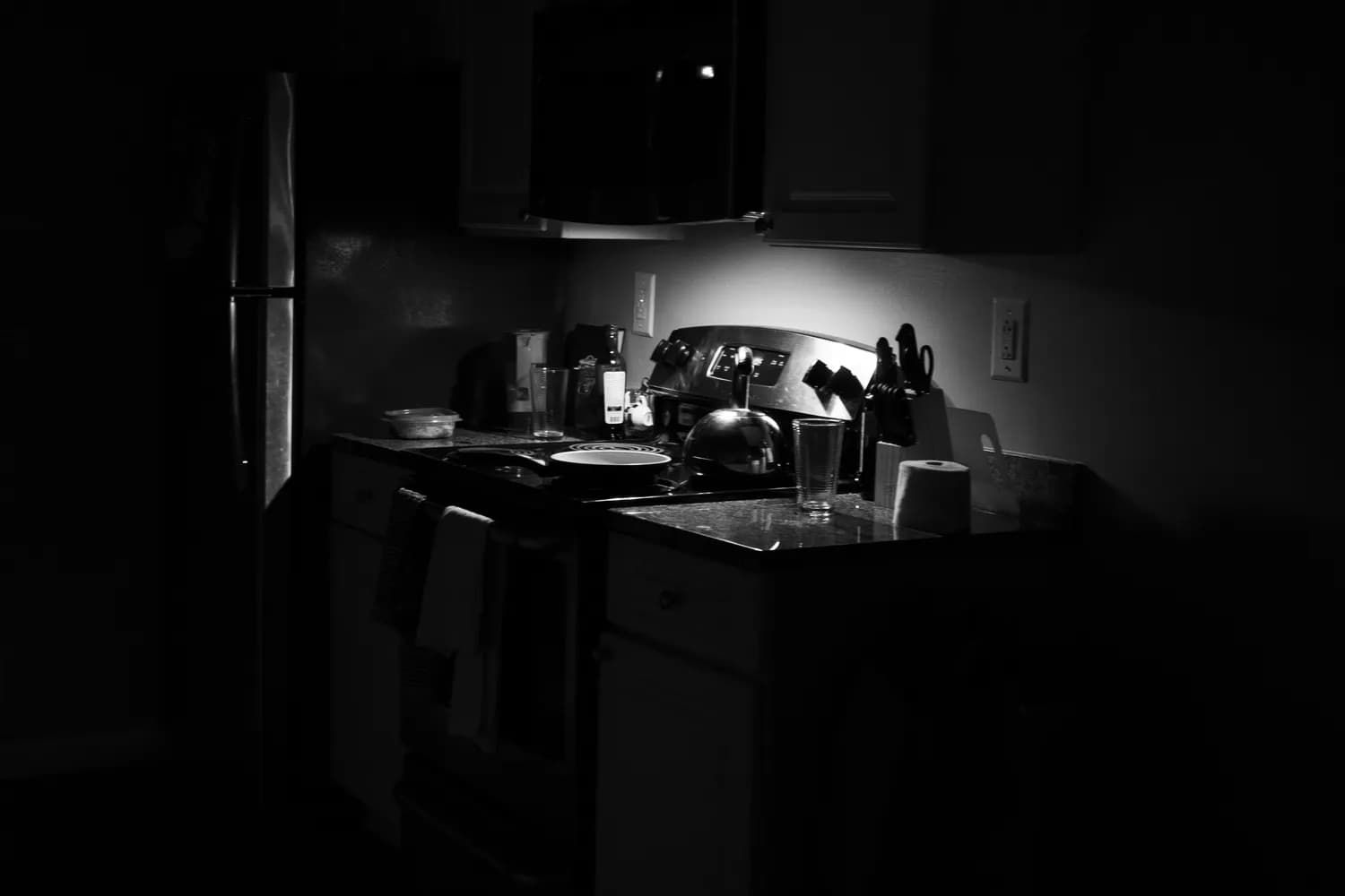 夜食癖背后的真相揭秘：为什么我们总在深夜被美食诱惑？