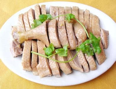 吴山贡鹅：五代传承的美食传奇