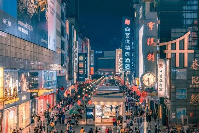 春熙路上最值得打卡的10种小吃，价不贵，味地道