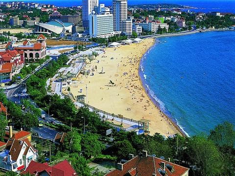 青岛第三海水浴场：最佳海滩游玩攻略与体验指南