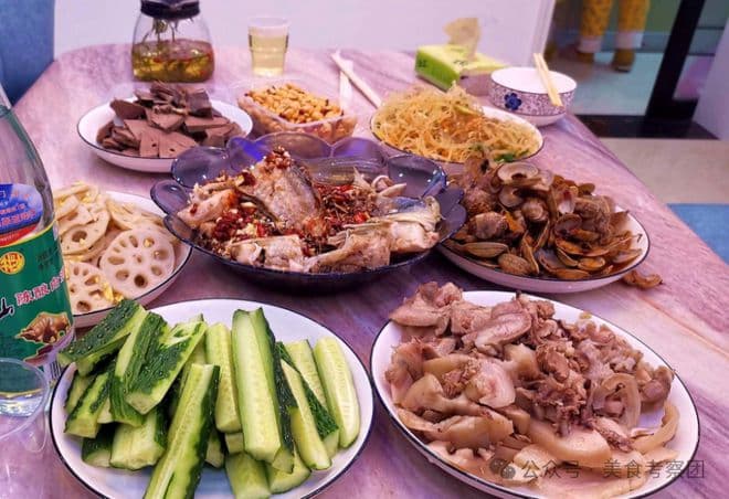 湖北人喝酒必备的6道“硬菜”，鲜香味美，外地人赞不绝口
