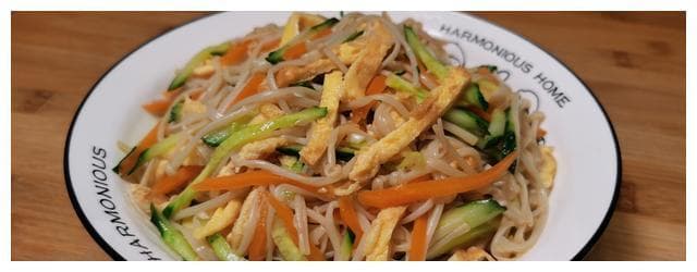 金针菇别只涮锅吃,教你做清爽凉拌小菜,解暑开胃,拿肉菜都不换
