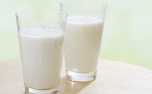牛奶擦地板，咖啡除异味：过期食品的11种妙用