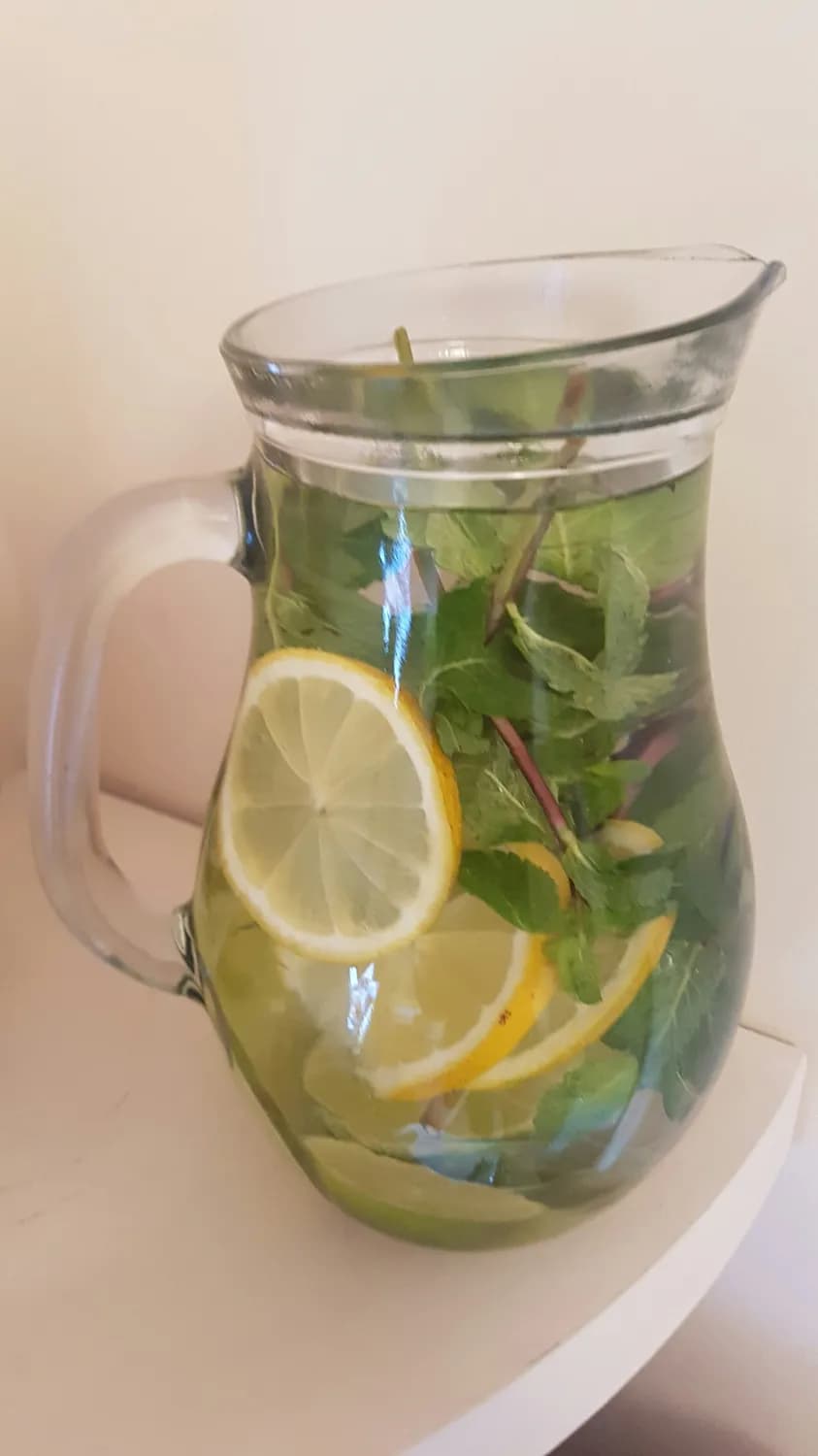 绿茶配柠檬，清肠排毒so easy！