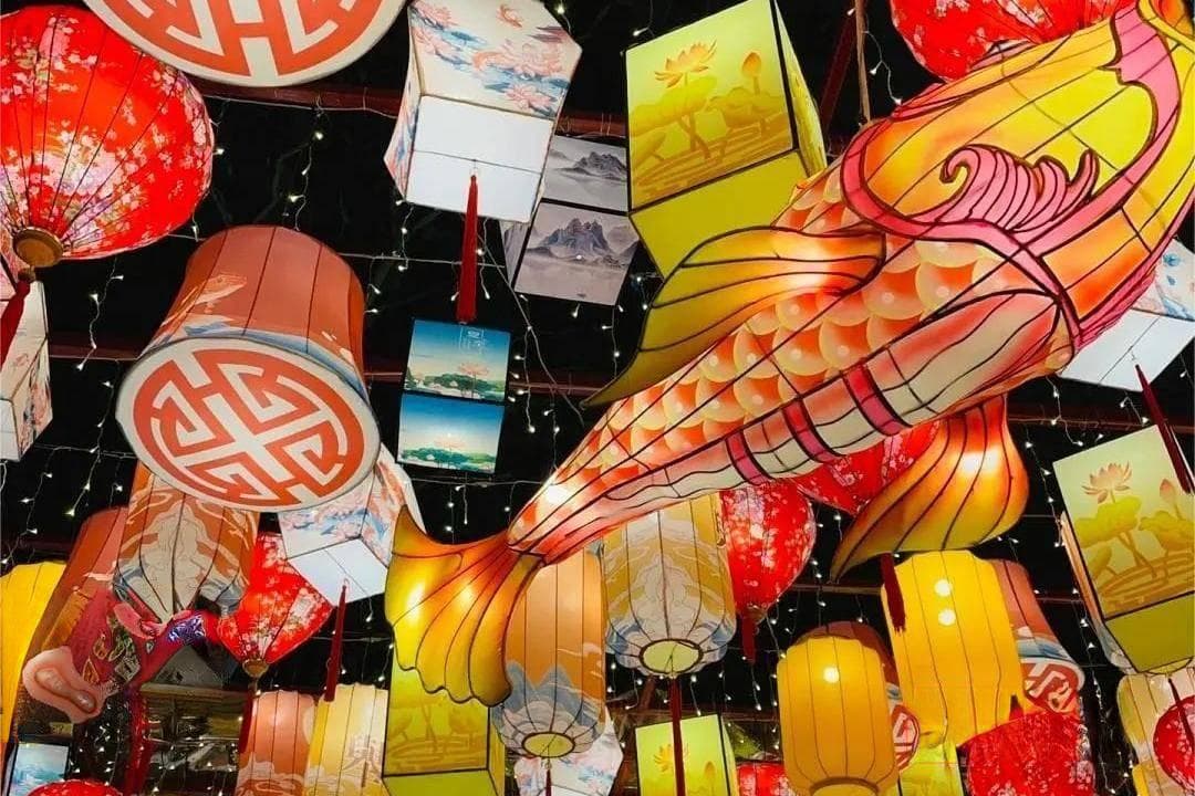 12月4日，“春节”申遗成功，秦淮灯会等江苏非遗项目获国际认可