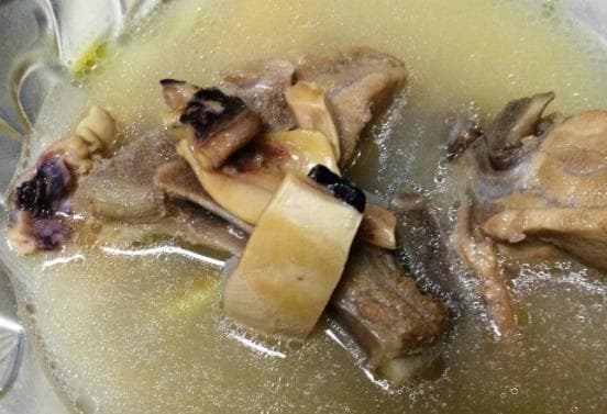 羊肉的功效与营养价值：从补血温经到多种美味烹饪方法