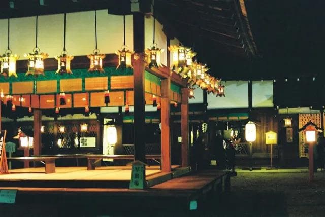 京都十大神社推荐：本地人也会去的参拜圣地