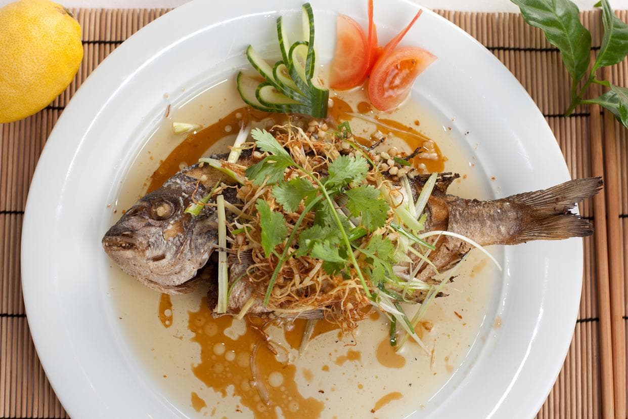 清蒸红烧到酸菜鱼：七种家常鱼肉烹饪法详解
