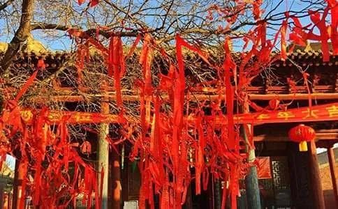 白族传统节日“三月街”