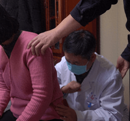 中医穴位治疗股骨头坏死：环跳穴和肾俞穴的神奇功效