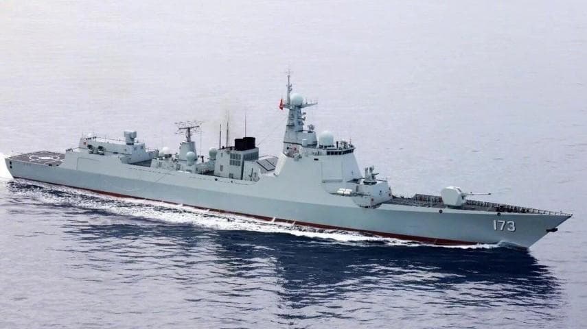 5艘052DM一起舾装！“达利安”造船厂又放大招，这是052最后荣光?