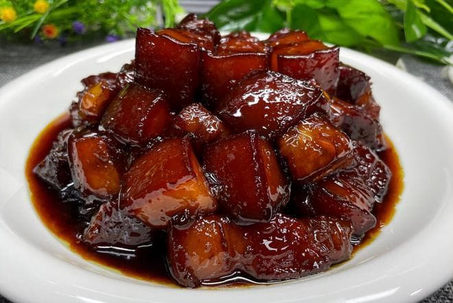 饭店的红烧肉为啥好吃？原因在这几点，在家做也能色香味俱佳
