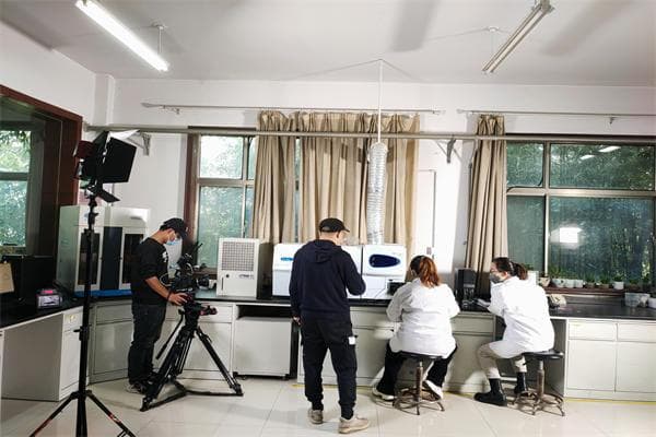 12种运镜手法：影视创作中的艺术表达