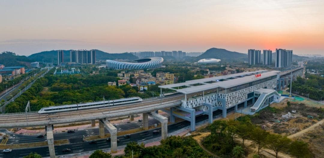 广清城际北延线今起运营，沿线三站串起多个景点