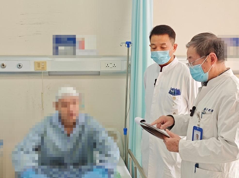 双相情感障碍被误诊抑郁症，错失治疗黄金期，好在还有这招