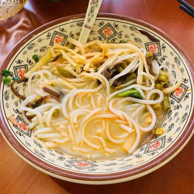 舌尖上的广西，探寻特色美食小吃的风味之旅
