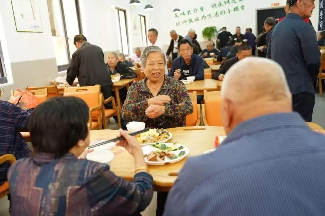 让长者食堂成为幸福驿站